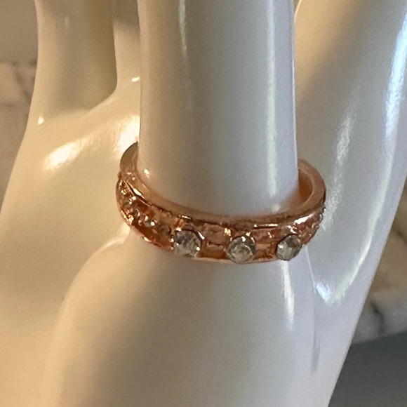 Womens Rhinestone Circle Drop Earrings Dazzling Fashion Jewelry Rose Golden NWOT - Picture 2 of 8